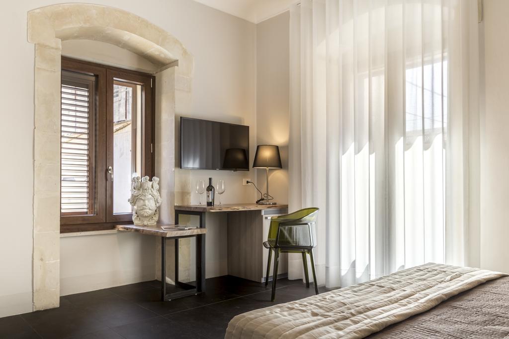 B&B Vicere Speciale Noto Exterior photo