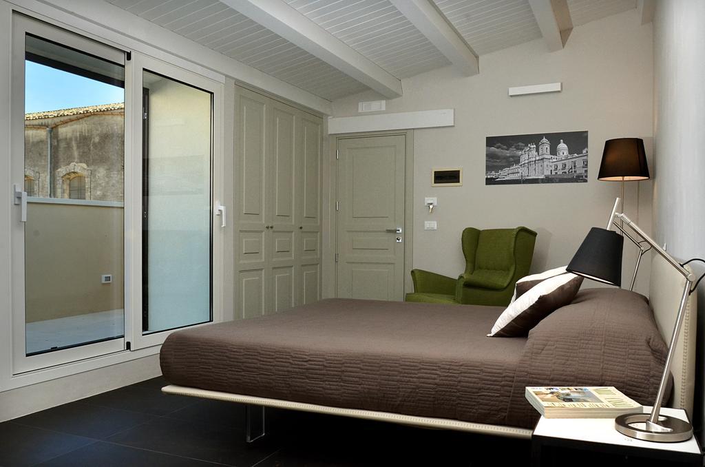 B&B Vicere Speciale Noto Exterior photo